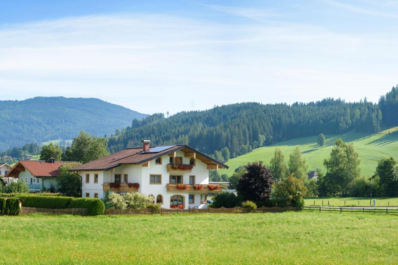 Appartement-Gaestehaus Ursula Flachau Eksteriør billede