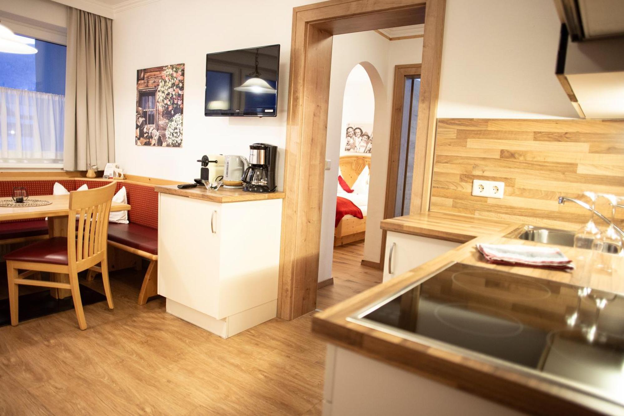 Appartement-Gaestehaus Ursula Flachau Eksteriør billede